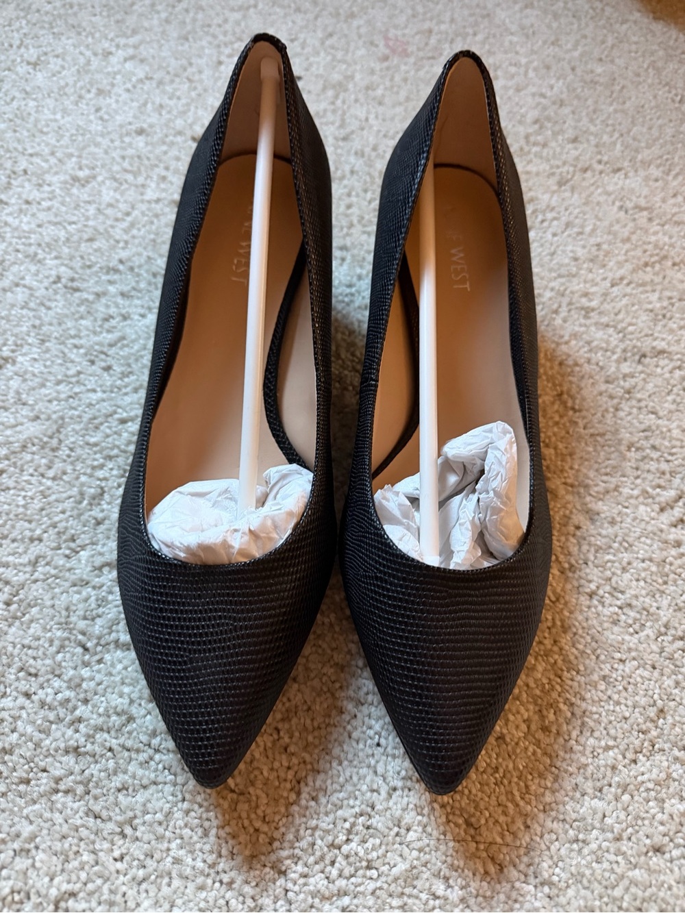 New Nine West Pointed Toe Black Women's Pumps